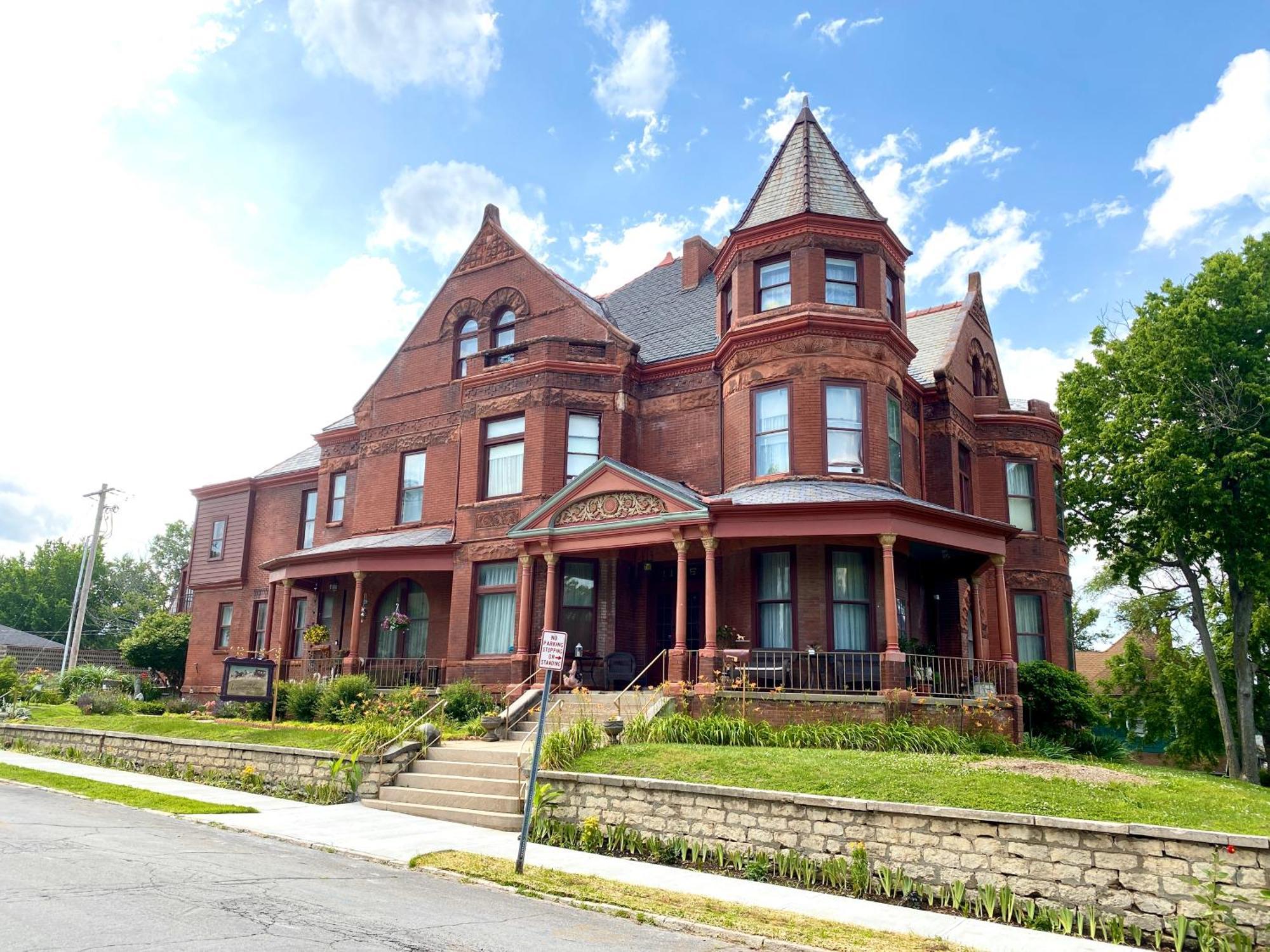 Vineyard Mansion Carriage House Villa Saint Joseph Exterior photo